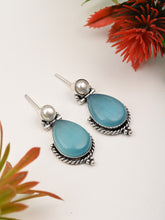 Pearl & Stone tear drop earring - Blue