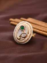 Oval Mother of Pearl Vine Brass Ring