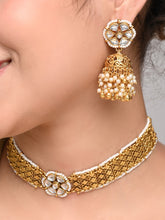 Kundan Choker Necklace Set with Stud Earrings