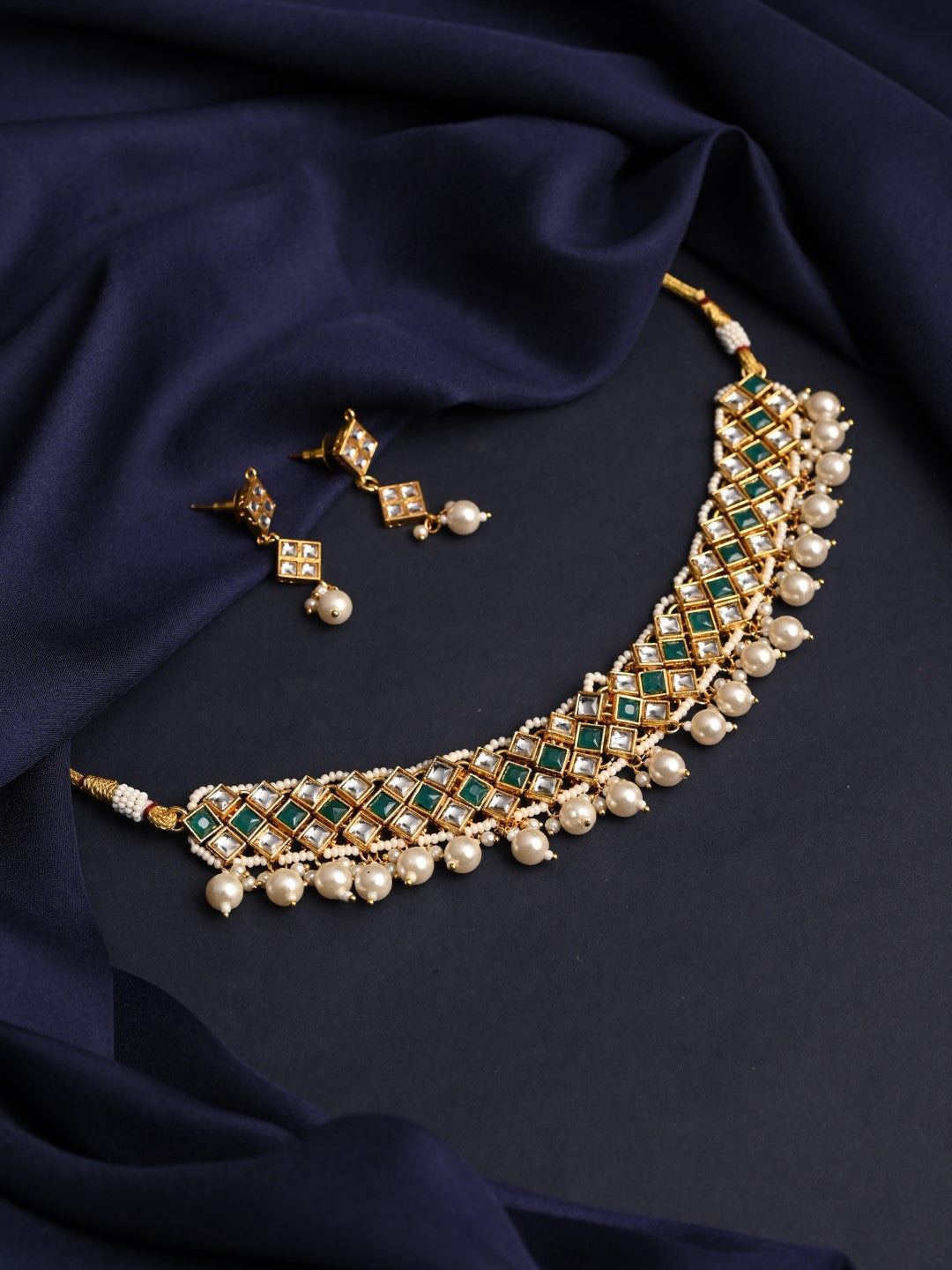 Elegant Green & White Kundan Necklace Set