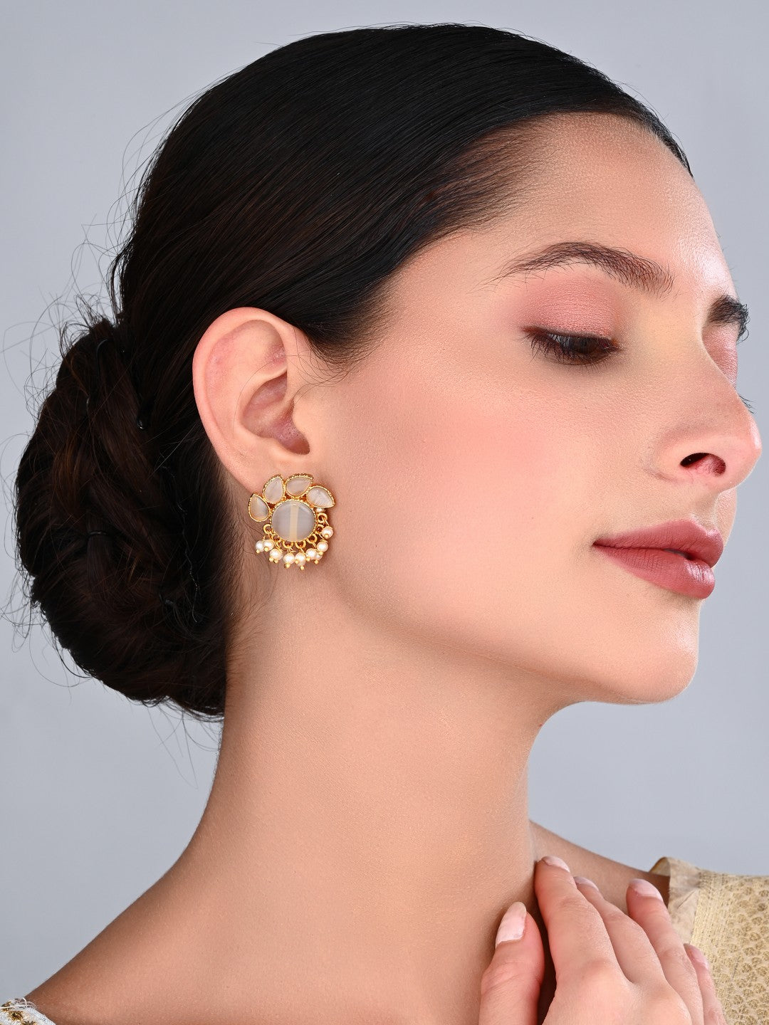 Stone Gold-Toned Earrings with Pearl Drops - Ivory