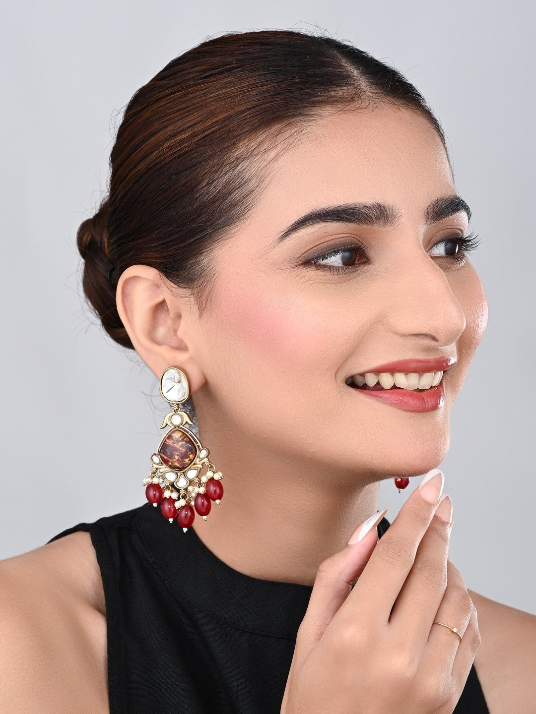 Gold plated two tone Pear shaped stone drop earring - Red
