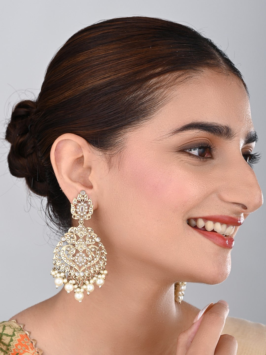Pan shaped Contemporary Chandbali - Gold