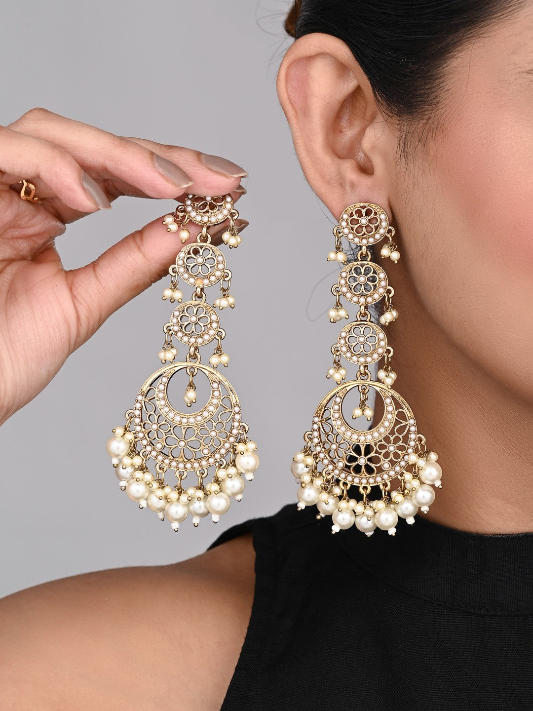 Circle Long drop Earring - Gold
