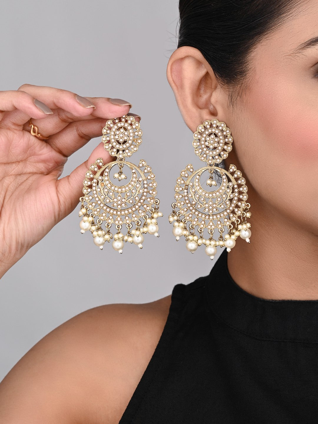 Circular Contemporary Chandbali - Gold