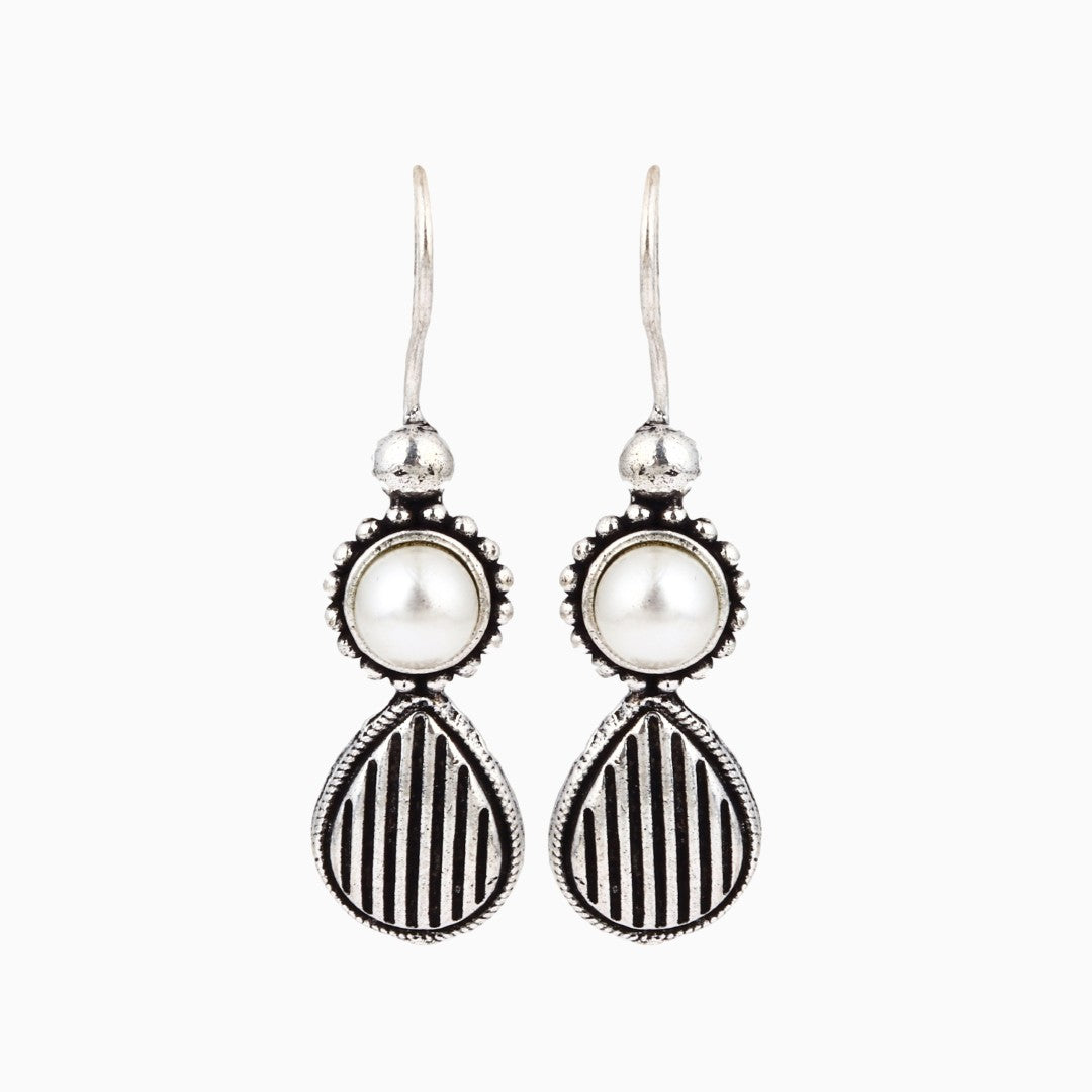 Silver plated drop earring