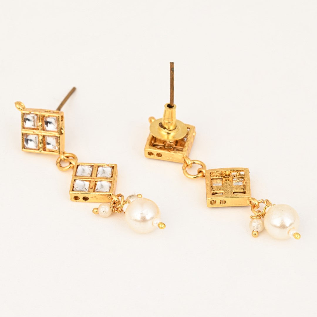 Elegant Gold & White Kundan Necklace Set