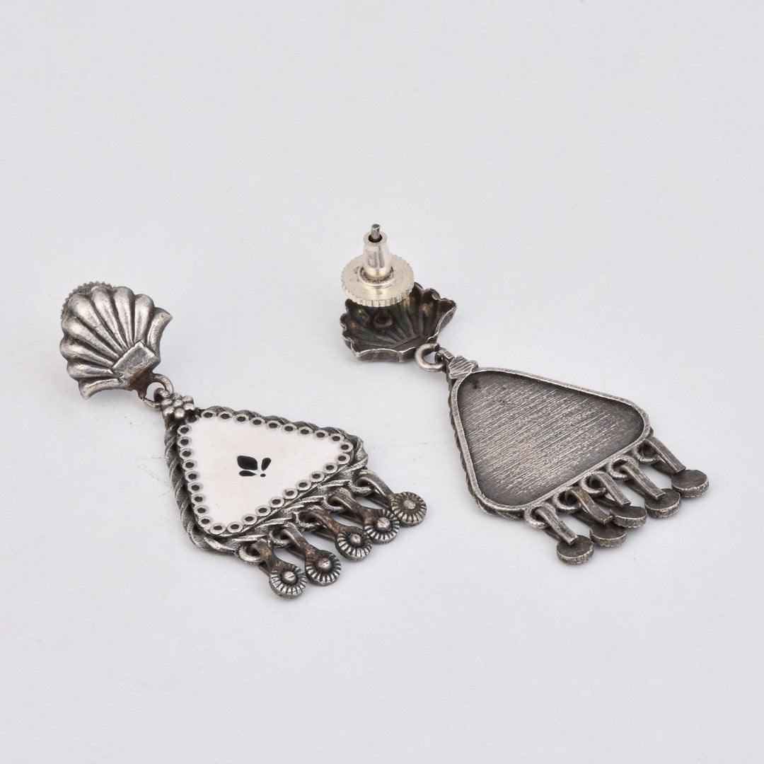 handpainted drop earring White