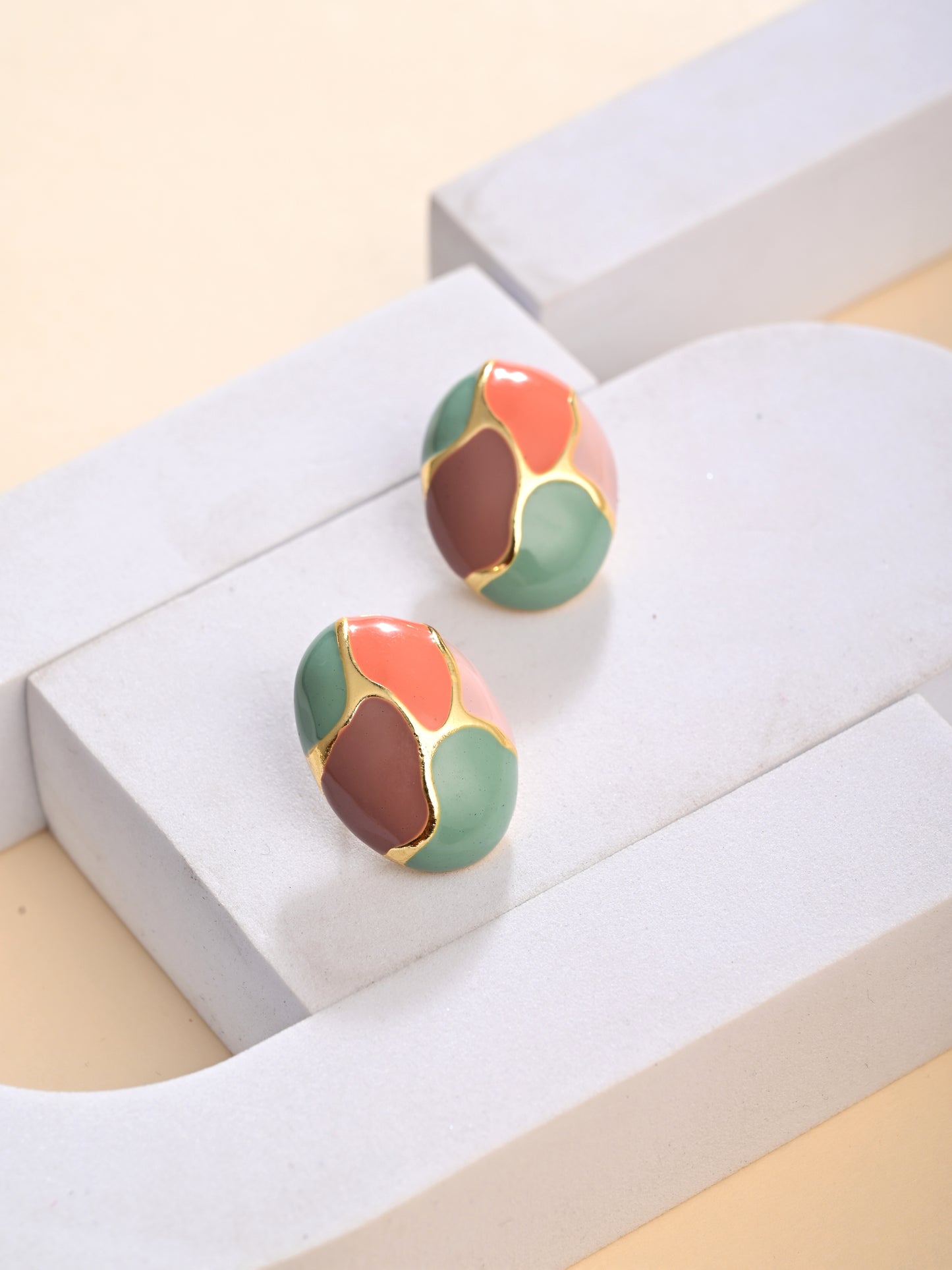 Enamelled Oval Stud earring Multicolor
