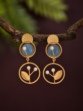 Contemporary Geometric drop earring