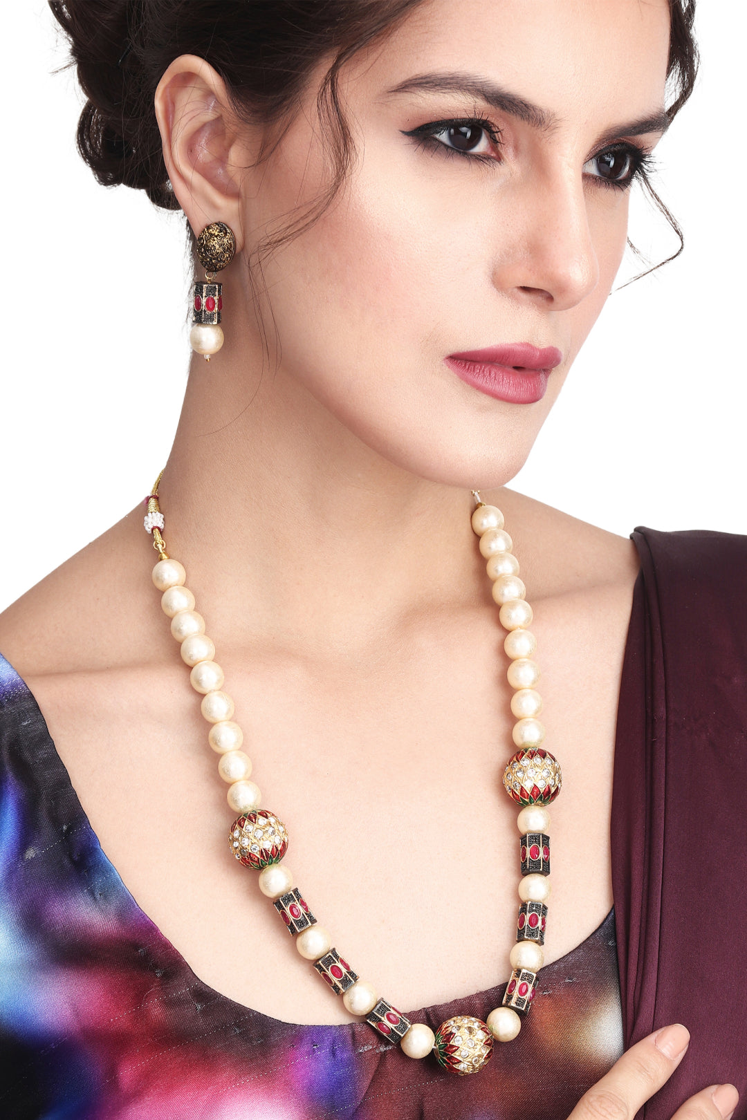 Handcrafted Metallic beads Necklace