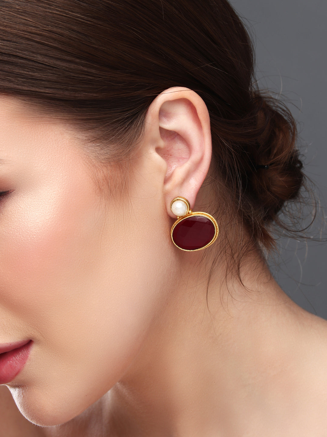 Monalisa Stone Studs Earring Red