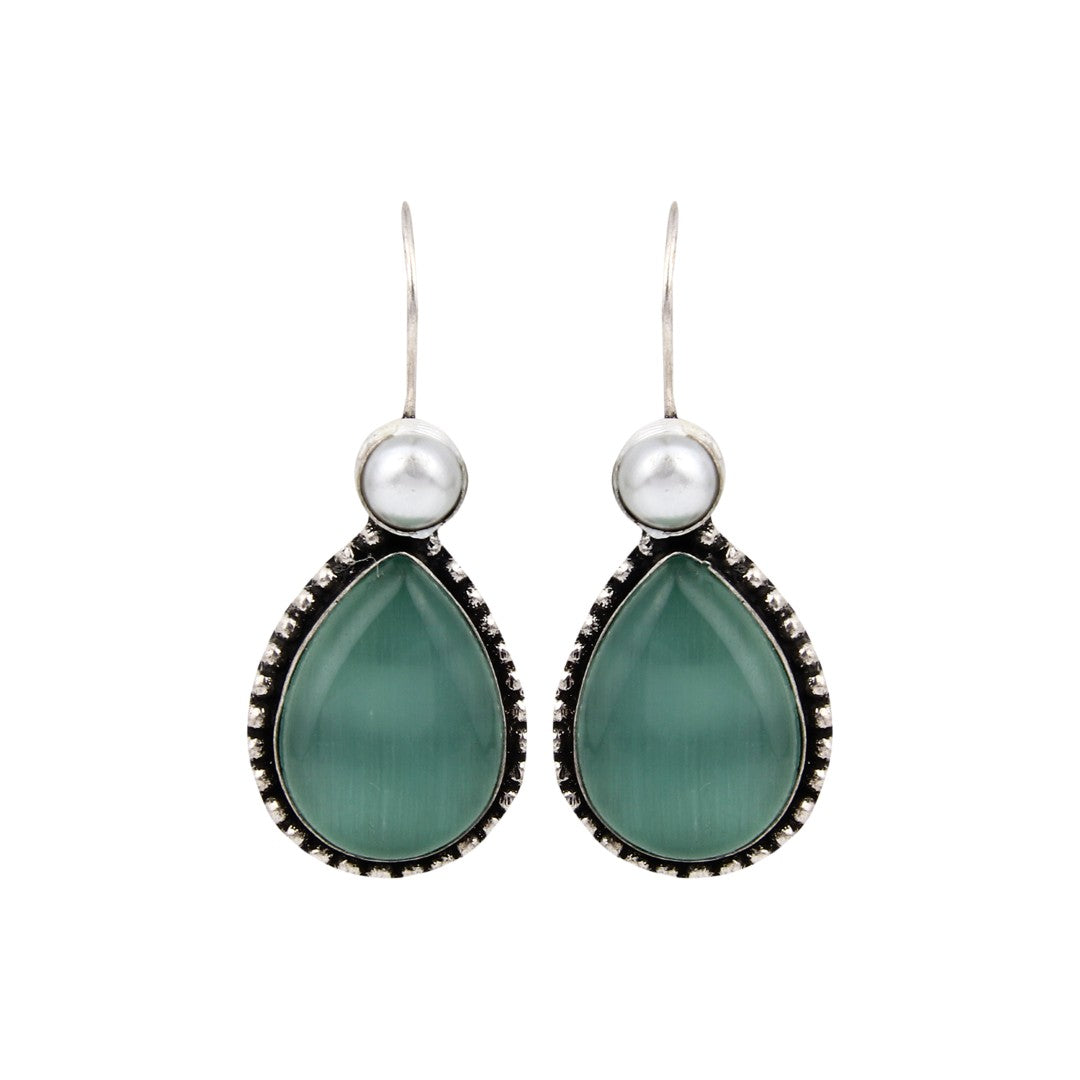 Set of two Monalisa drop earrings - White & Sage