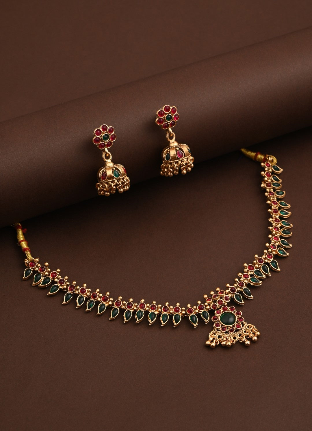 Red & green stone traditional necklace set