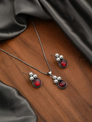 Silver Oxidised finish Pearl & Stone  pendant Set Maroon