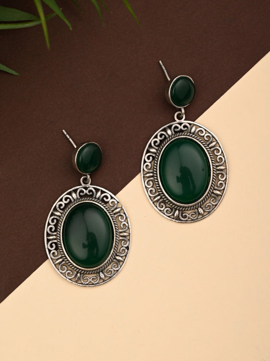 Oval Drop Earring in Silver frame with filigree Green