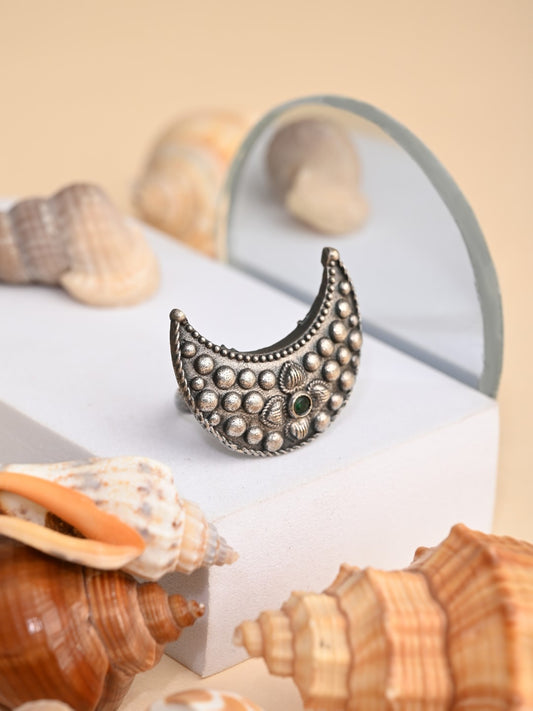Crescent shaped Adjustable ring
