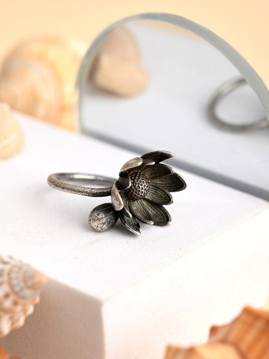 Flower & bud Adjustable ring
