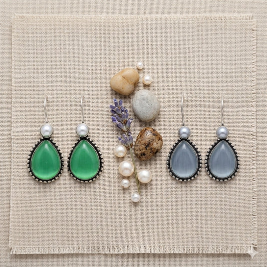 Set of two Monalisa drop earrings - White & Sage