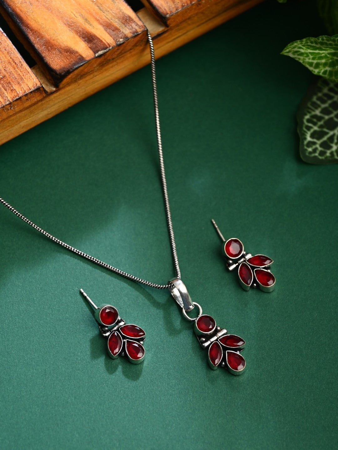Elegant Crystal Pendant Necklace Set with Matching Drop Earrings - Red