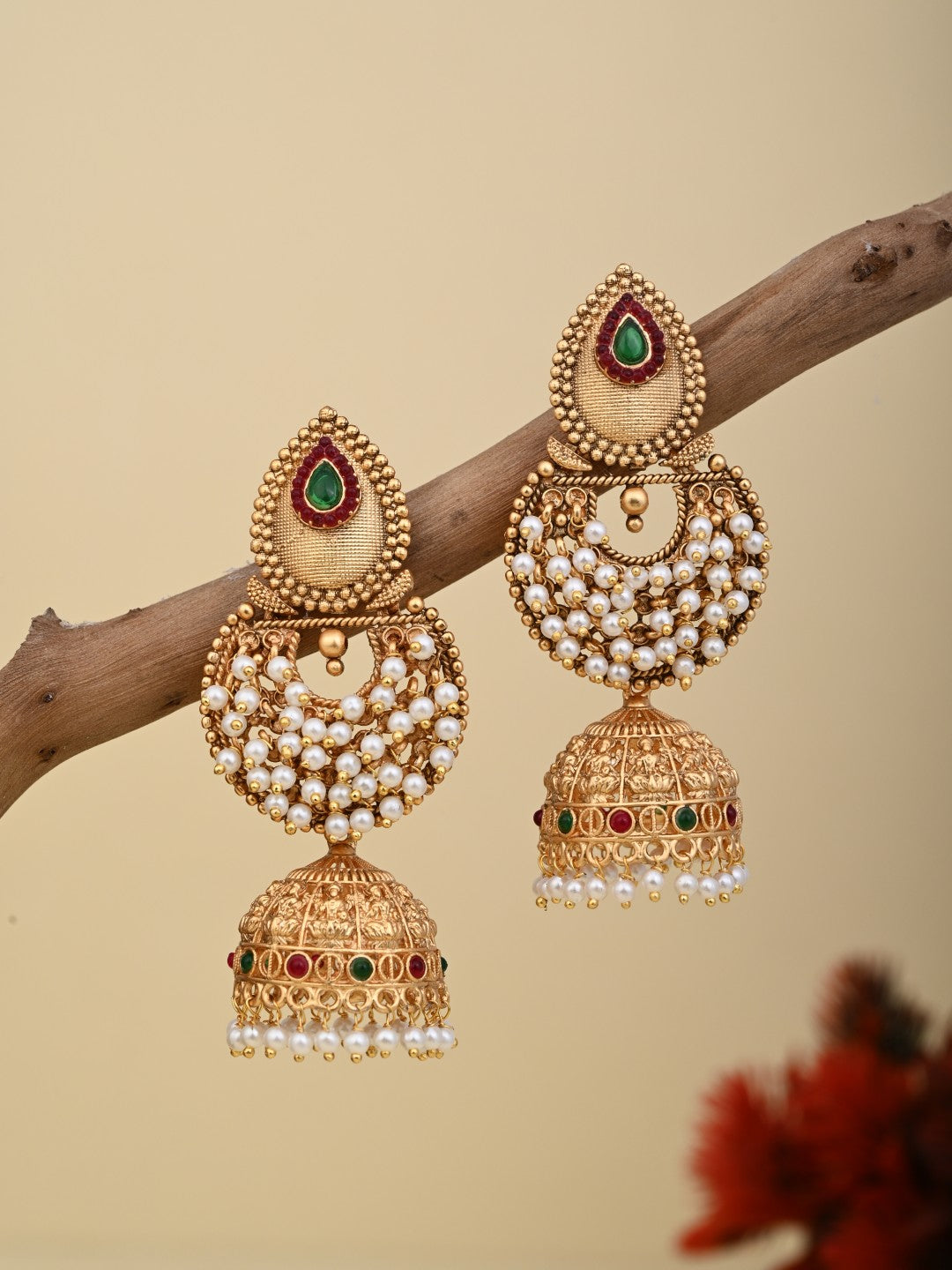 Traditional Kundan Jhumka Earrings with Pearl Detailing
