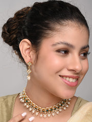 Elegant Green & White Kundan Necklace Set