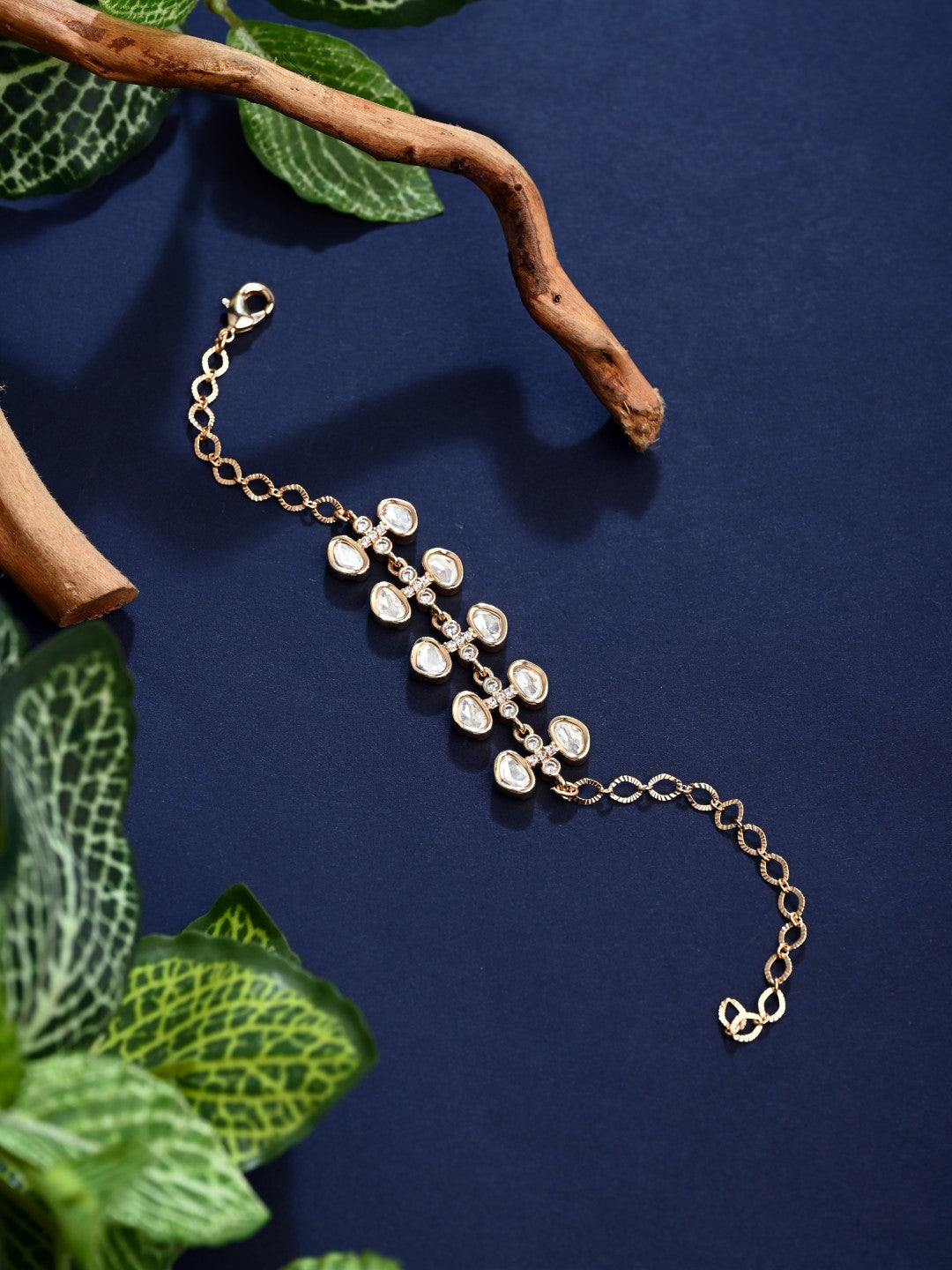Minimal Crystal Cluster Kundan Bracelet