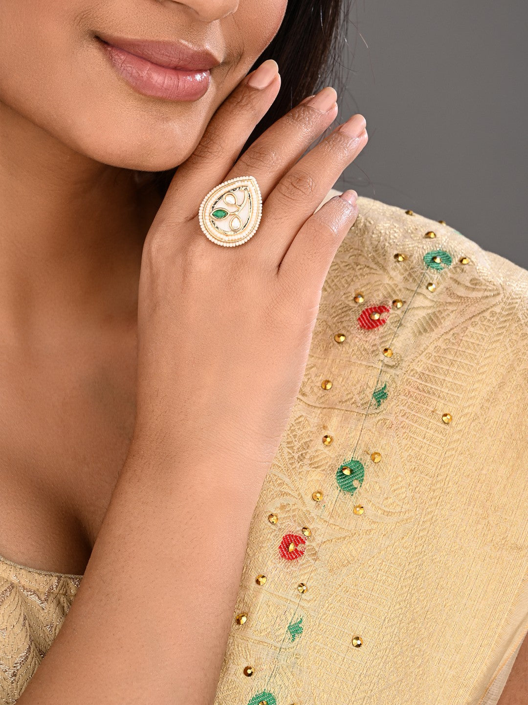 Teardrop Mother of Pearl Floral Brass Ring