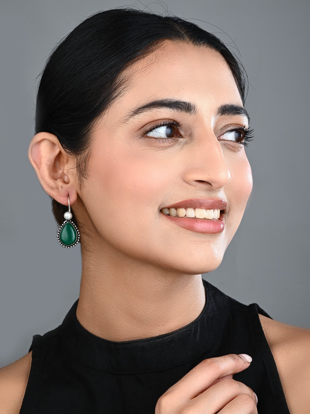 Silver Oxydised Green drop earring
