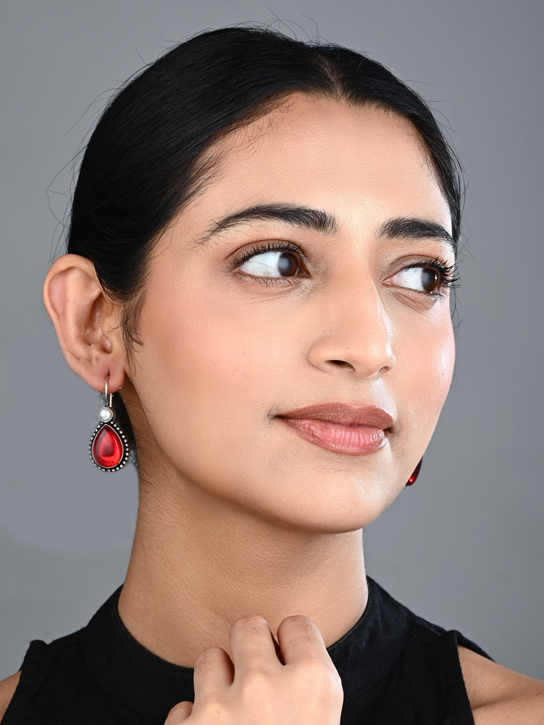 Silver Oxydised Red drop earring