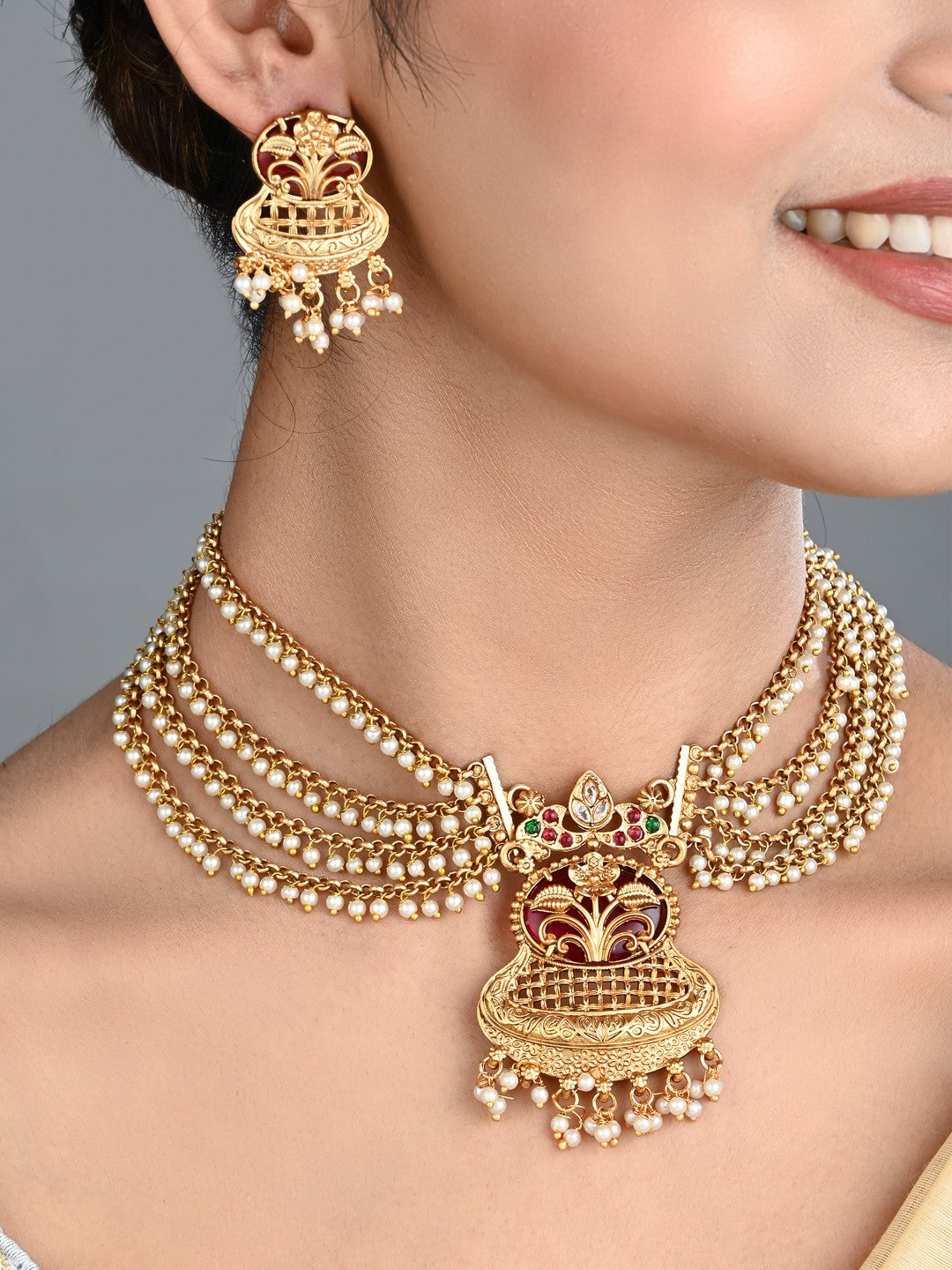 Antique Gold Layered Kundan Necklace Set with drop Earrings Red