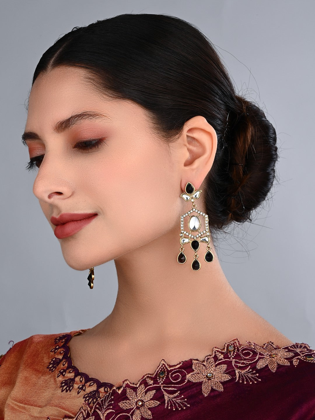 Vanya Black Kundan Geometric Drop Earrings