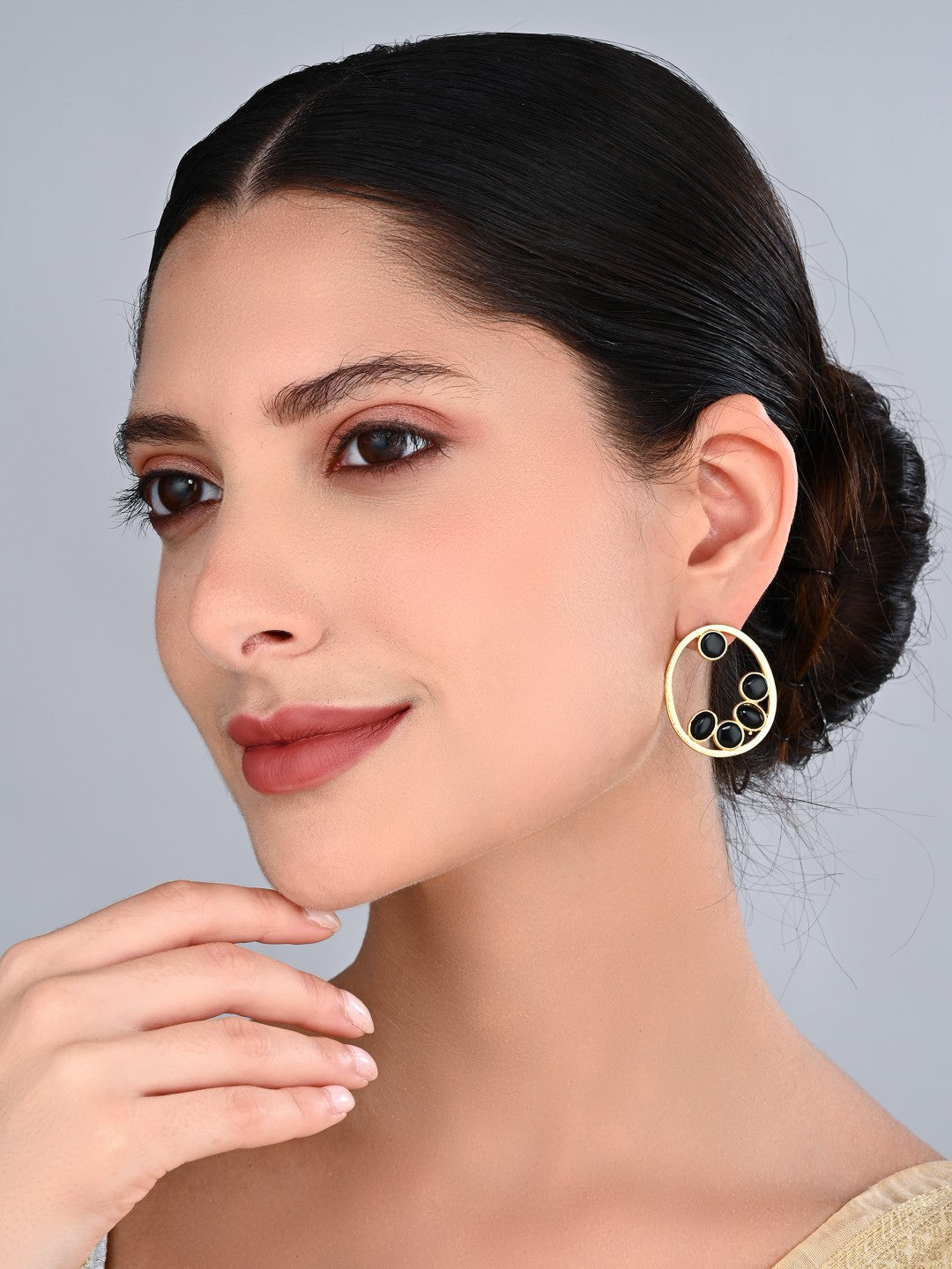 Black Stone Gold-Toned Oval Statement Earrings