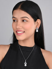 Silver Oxidised finish Pearl & Stone  pendant Set White