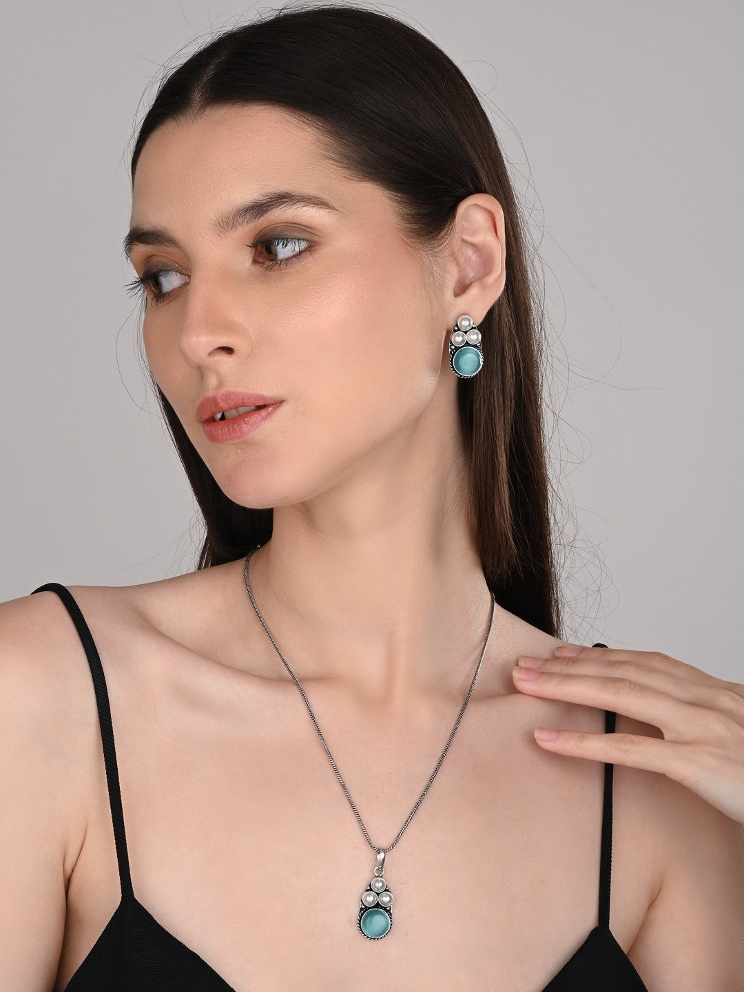Silver Oxidised finish Pearl & Stone  pendant Set Blue