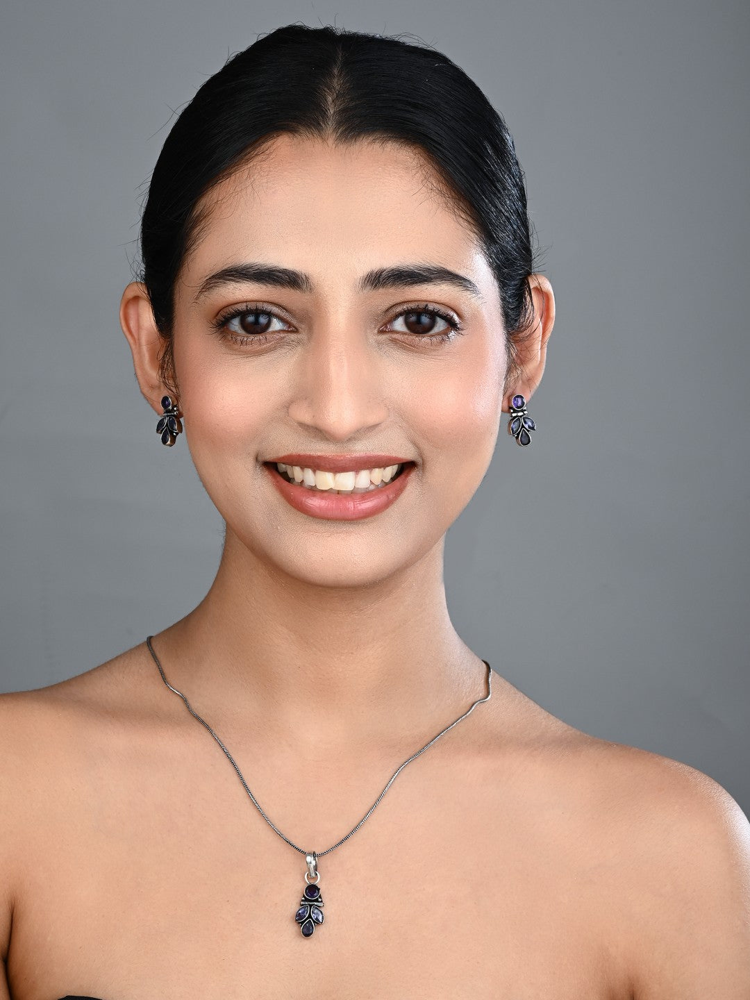 Elegant Crystal Pendant Necklace Set with Matching Drop Earrings - Grey