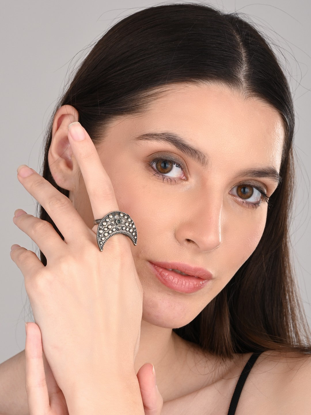 Crescent shaped Adjustable ring