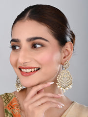 Pan shaped Contemporary Chandbali - Gold