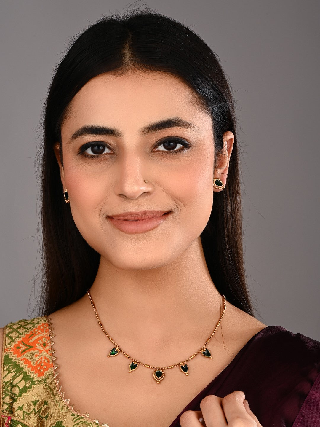 Elegant Green Meenakari Pendant Necklace Set