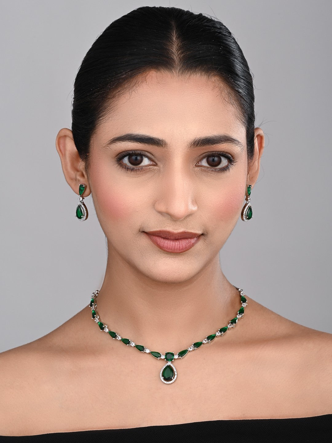 Silver-Tone Emerald Green Teardrop Necklace Set