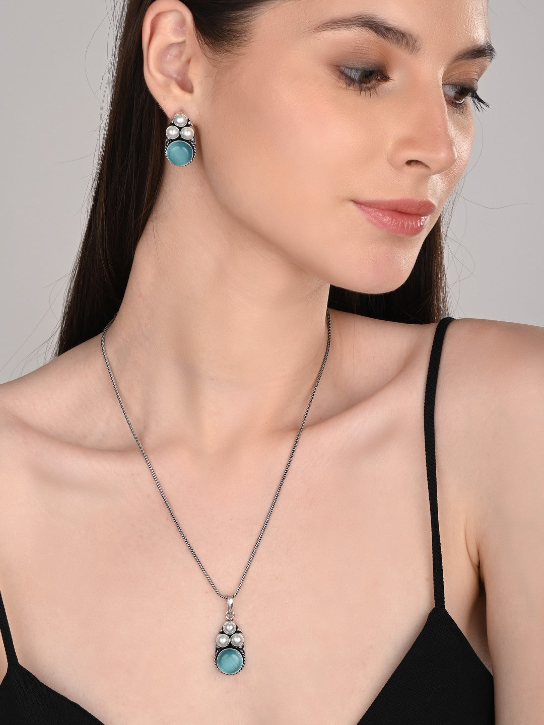 Silver Oxidised finish Pearl & Stone  pendant Set Blue