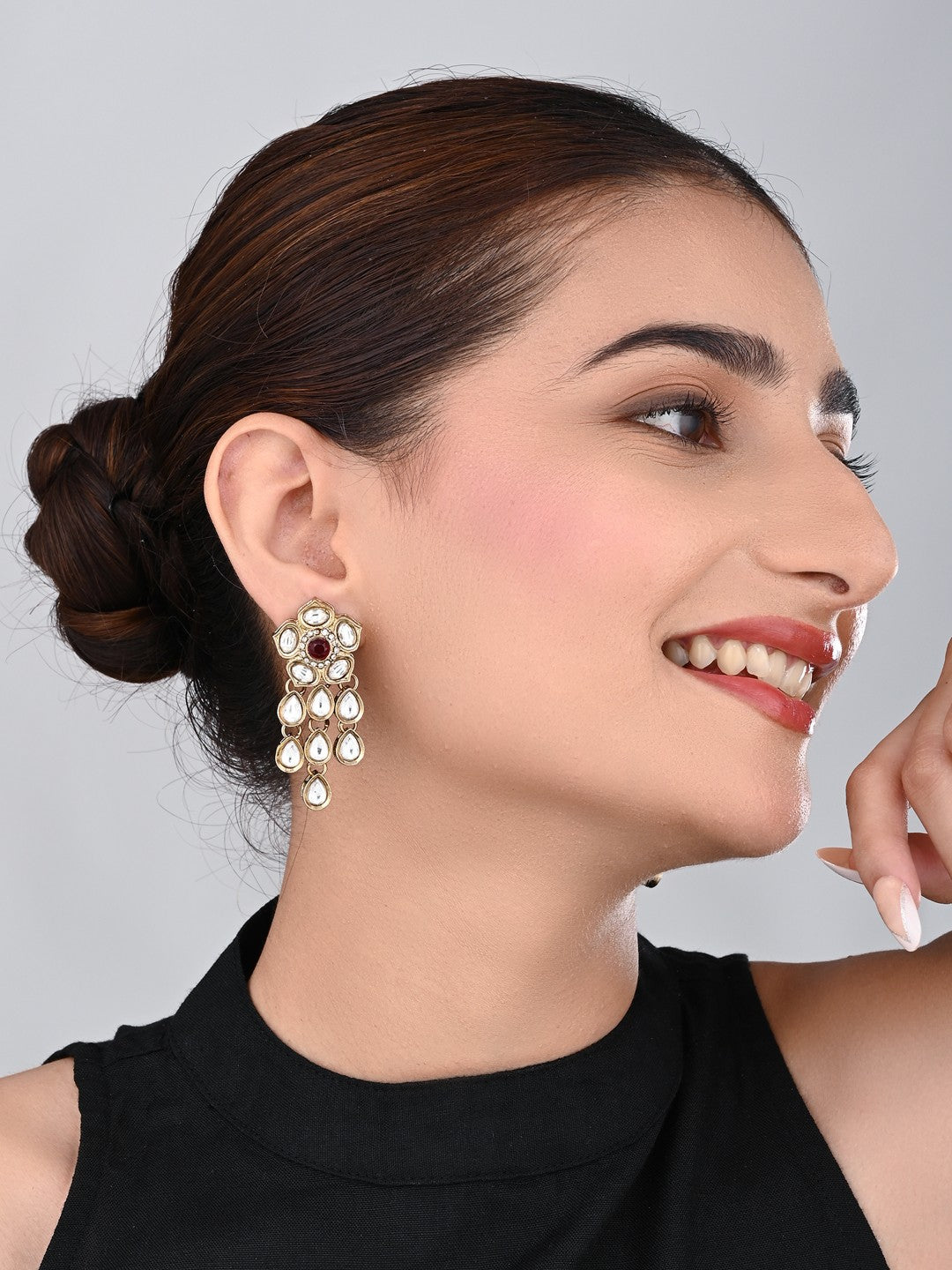 Gold plated Kundan flower drop Earrings - Red