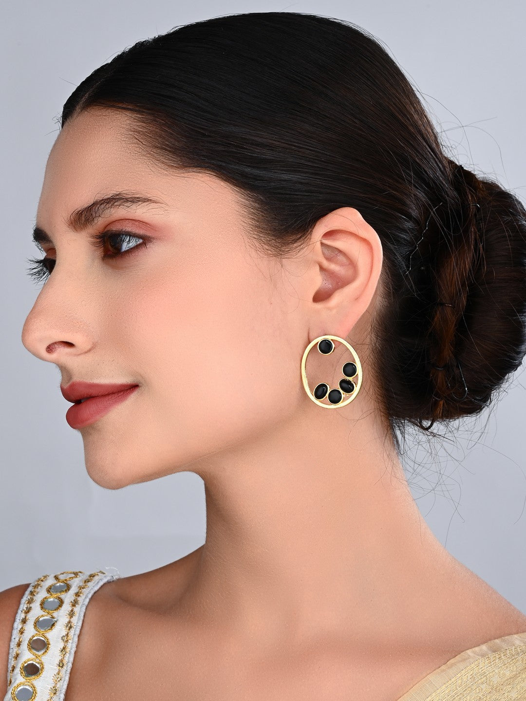 Black Stone Gold-Toned Oval Statement Earrings