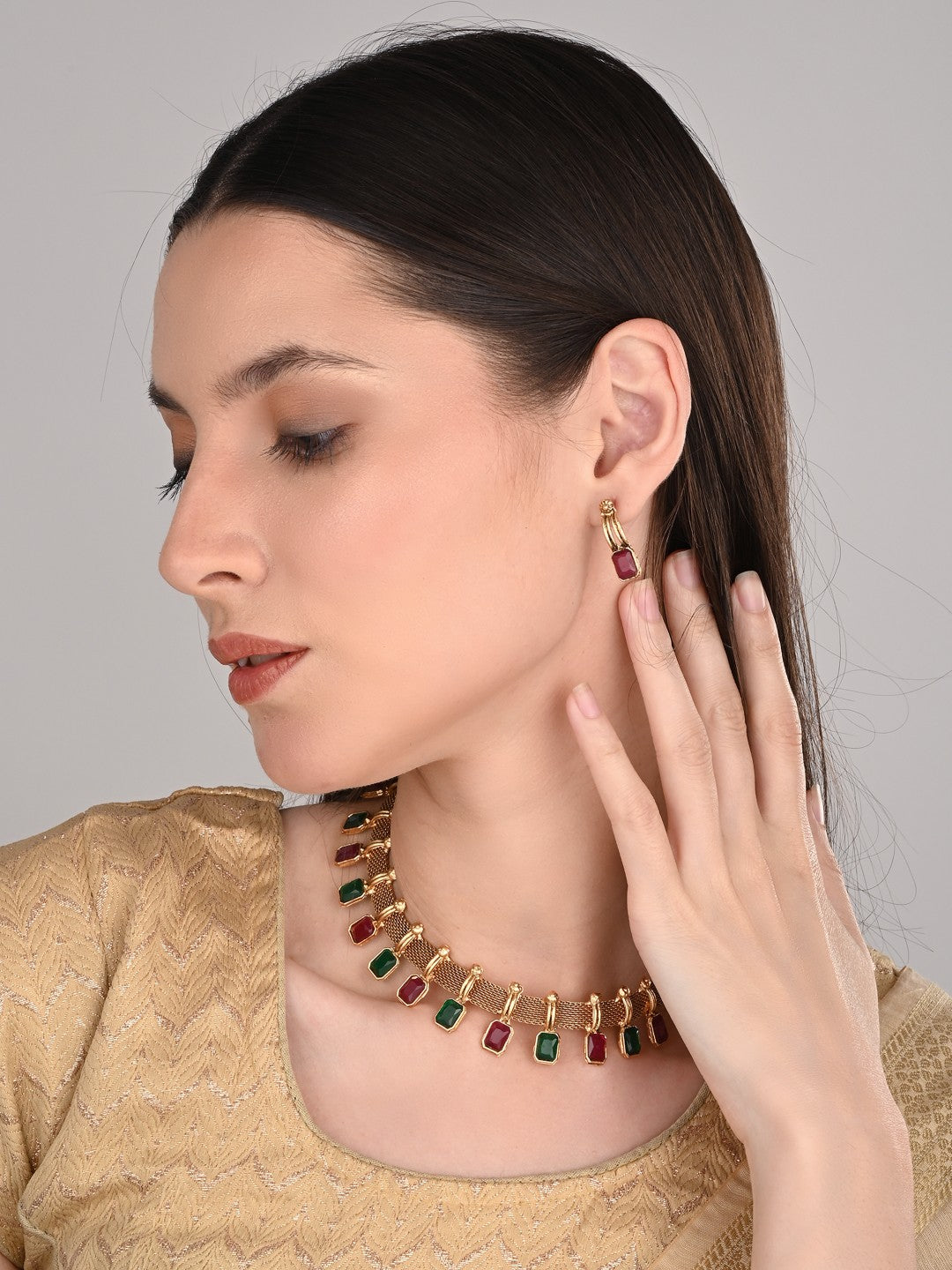 Red & green stone delicate necklace set