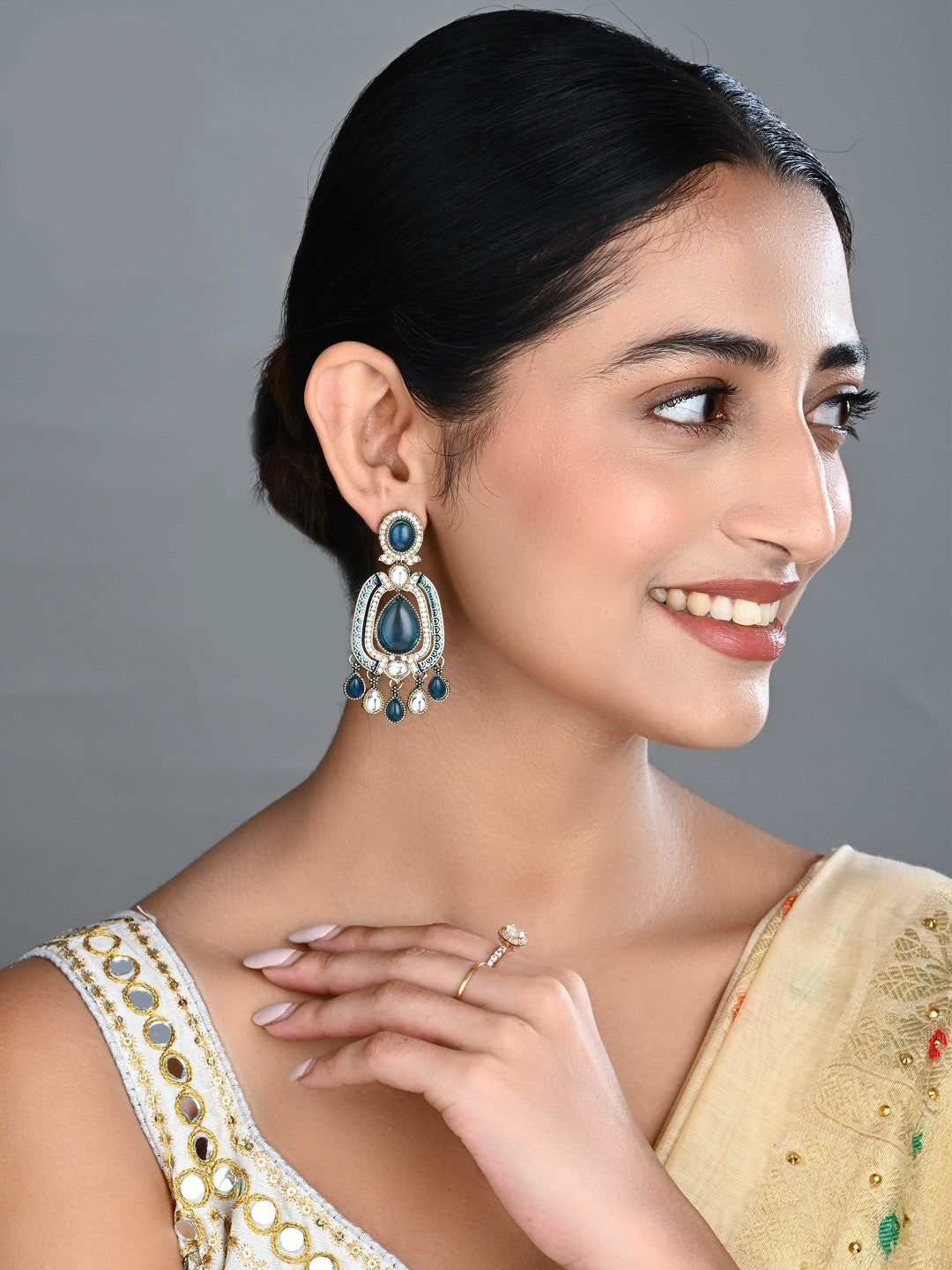 Elegant Crystal Teardrop Statement Earrings - Blue