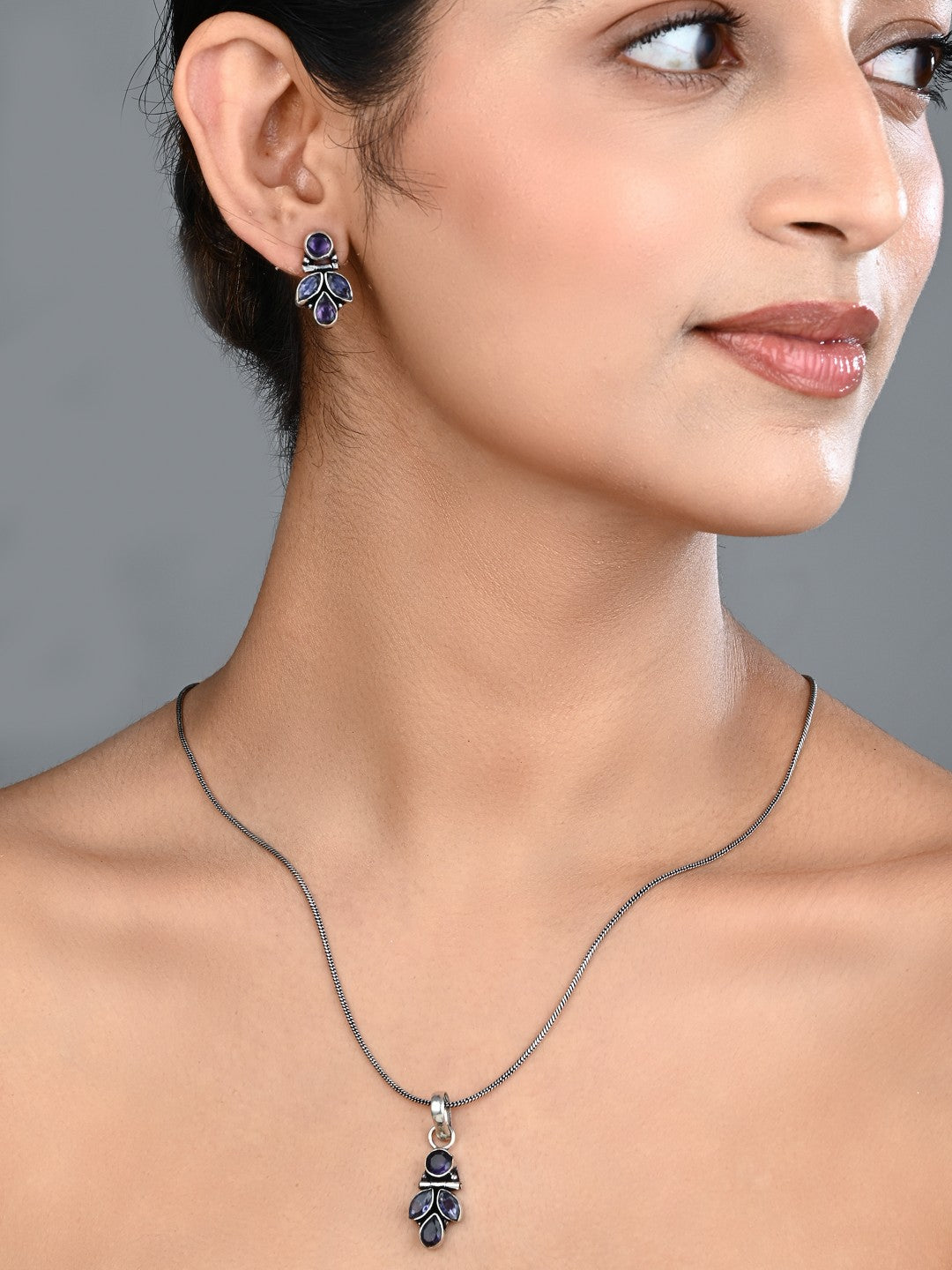 Elegant Crystal Pendant Necklace Set with Matching Drop Earrings - Grey