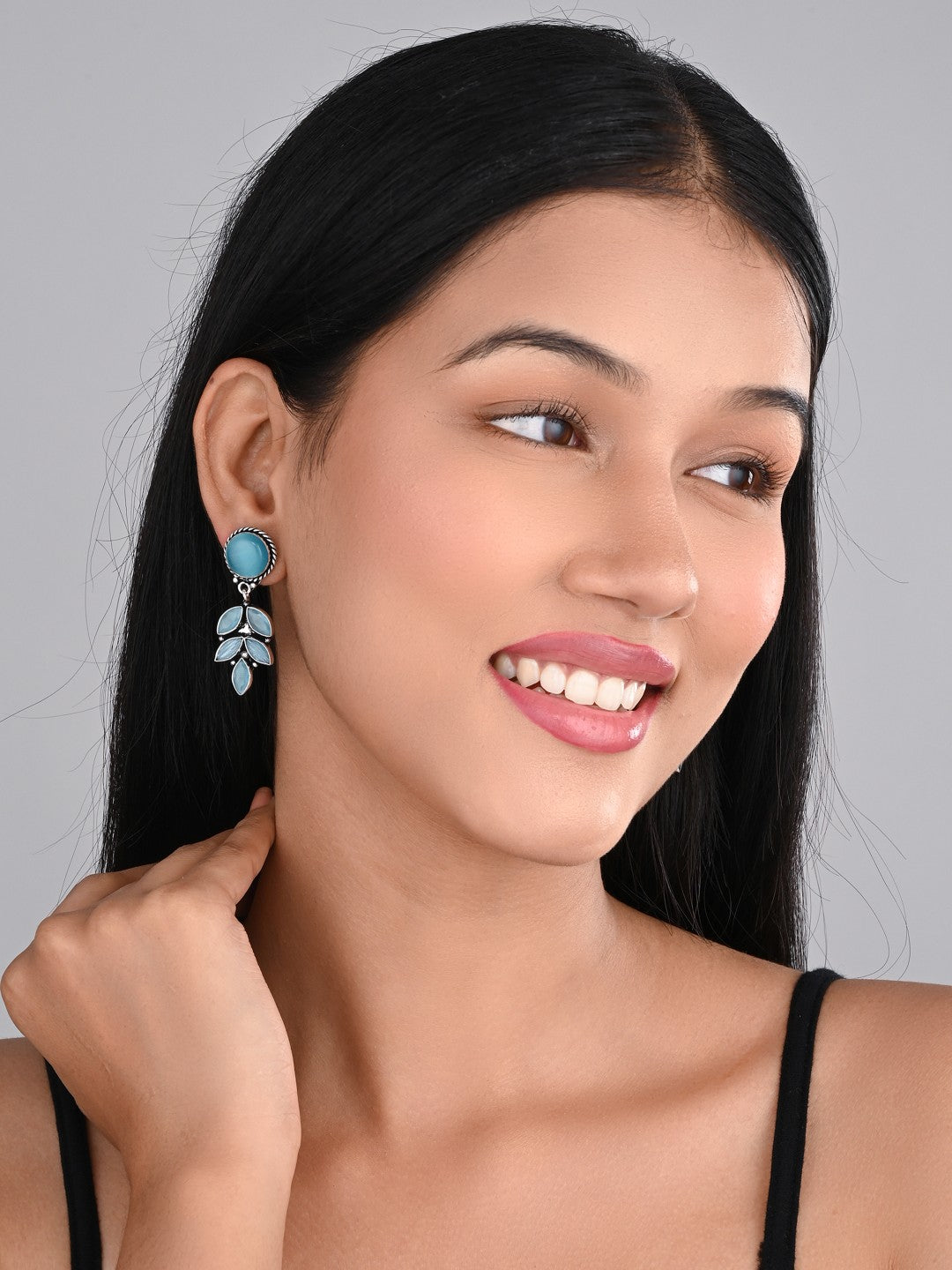 Silver Oxydised finish Below stone work drop earring