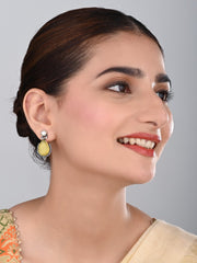 Pearl & Stone tear drop earring - Yellow