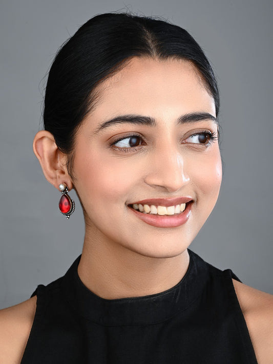 Pearl & Stone tear drop earring - Red