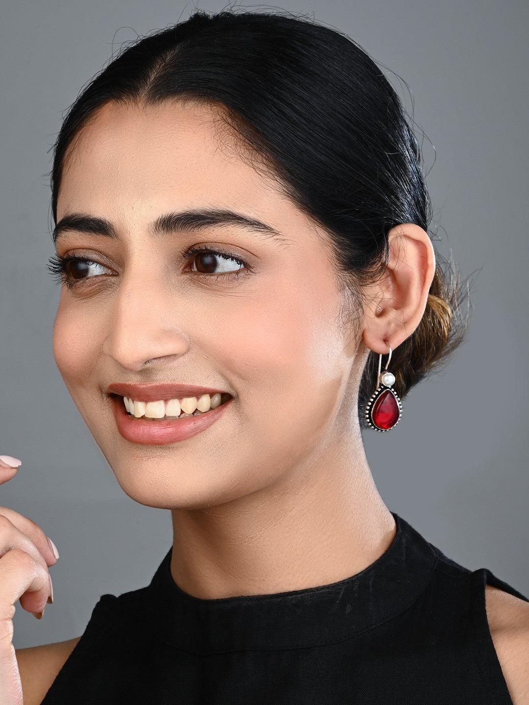 Silver Oxydised Red drop earring